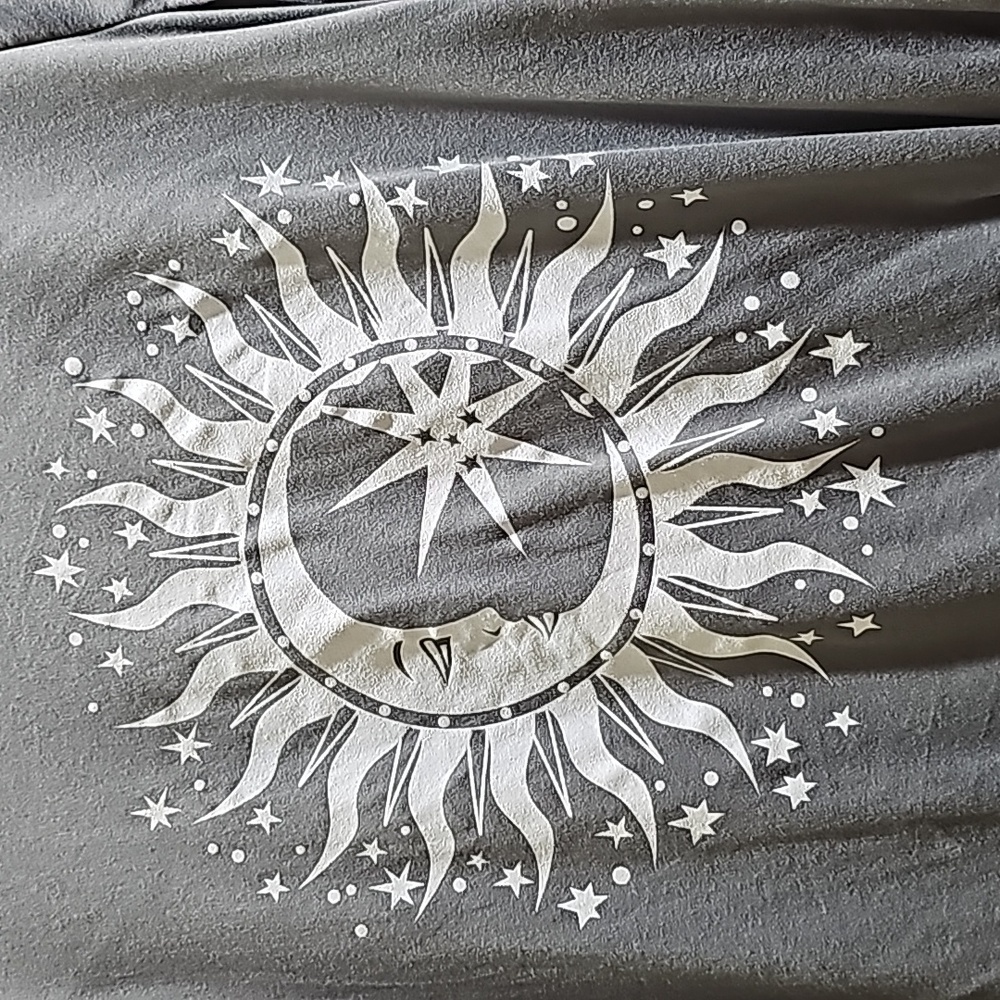 Grey Women's Ruby and Lace Stars and Moon Shirt. Size 1x fits more like a L